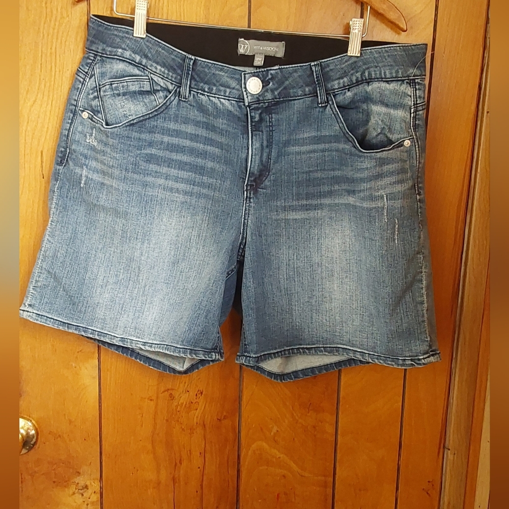 Wit & Wisdom Faded Blue Jean Shorts